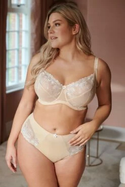 St Tropez Full Cup Bra - Oyster 10 St Tropez Full Cup Bra - Oyster -POUR MOI Sales 300710 20230615162600