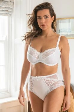 Flora Underwired Bra - White -POUR MOI Sales 315862 20230510164200