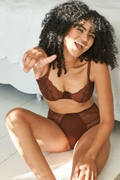 Flora Underwired Bra - Chocolate -POUR MOI Sales 318087 20230608165300
