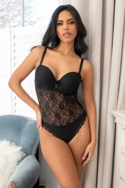 Front Page -POUR MOI Sales 318337 20230613171600