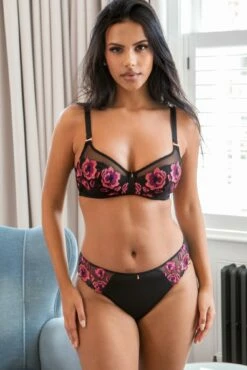 Soiree Embroidery Padded Bra - Black/Pink 8 Soiree Embroidery Padded Bra - Black/Pink -POUR MOI Sales 319825 20230728123400