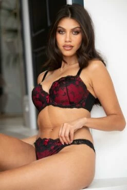 Amour Padded Balconette Bra - Black/Scarlet -POUR MOI Sales 321837 20230830165300